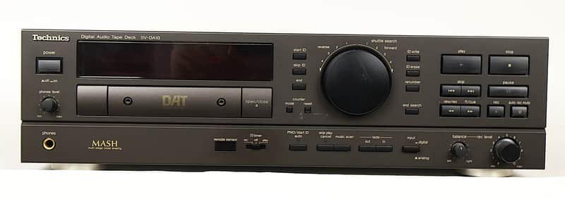 Technics SV-DA10 Digital Audio Tape Deck Mash DAT Player image 1