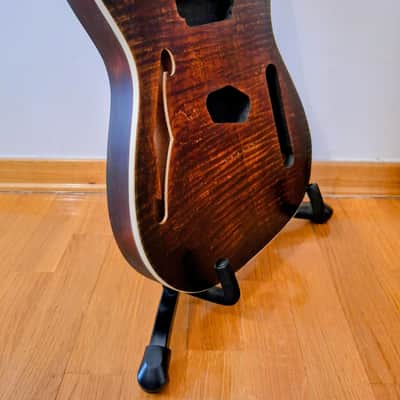 Bracciolo Invecchiato Per Chitarra Telecaster Thinline – 5 Strati B/W/B/W/B