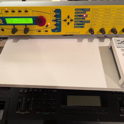 Immagine Waldorf micro Q - Yellow Rack mount Synthesizer - Excellent Condition - Manual - 3