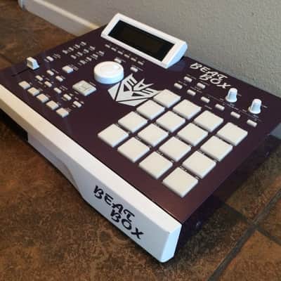 Akai MPC 2000xl midi production center sampler drum machine Custom image 8
