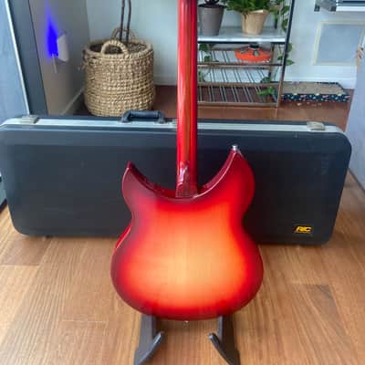 2015 Rickenbacker 330 with OHSC image 9
