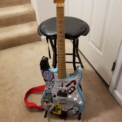 Billie Joe Armstrong - "Blue" w/ MXR Dookie Drive image 2