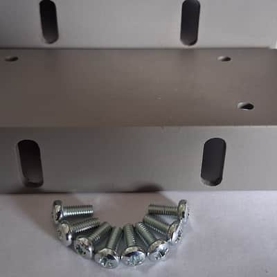 Rack ears to fit Akai S3000 S3200+ screws Akai sampler