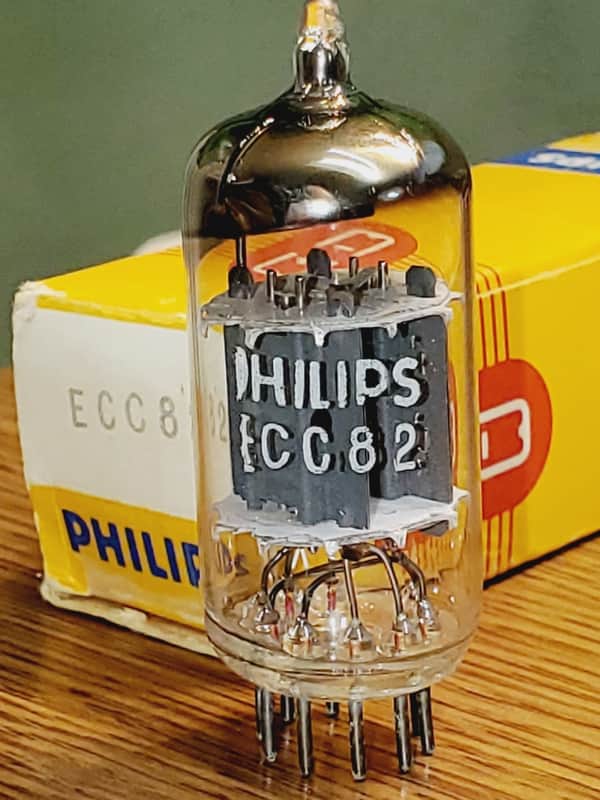 12AU7/ECC82 Philips NOS/NIB (1) tube lot image 1
