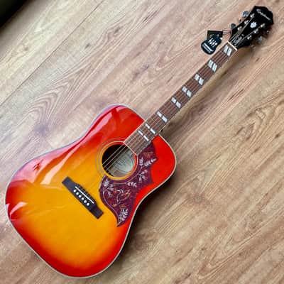 Epiphone Hummingbird Studio Cherry Sunburst image 3