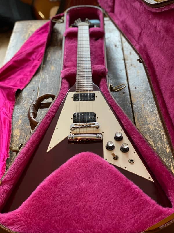 Gibson 1992 Yamano Order Flying V Cherry Fully Original with OHSC and All Docs