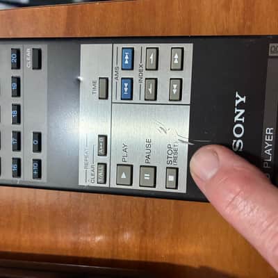 Sony Cdp-302es CD Player. Elevated Series. With REMOTE! See Video. image 23