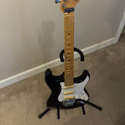 Squier MIJ Stratocaster  1987 - Black with HSC image 1