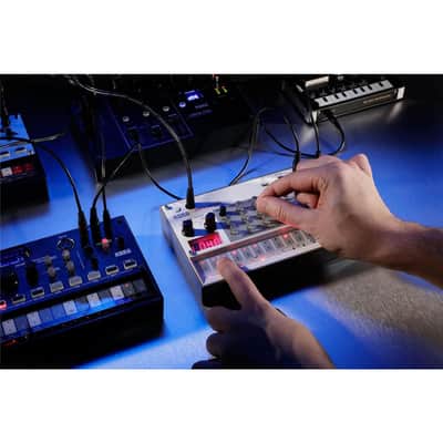Korg Volca Sample 2 Digital Sample Sequencer with USB MIDI image 7