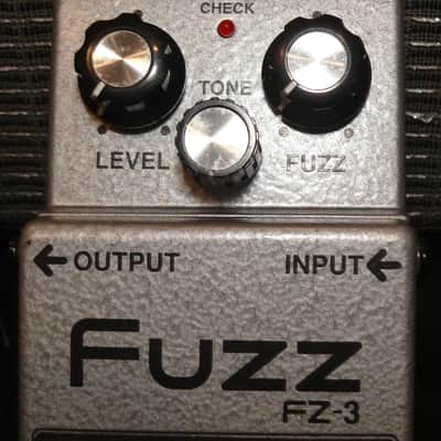 BOSS FZ-3 Fuzz w/- original box & Japan paperwork image 2