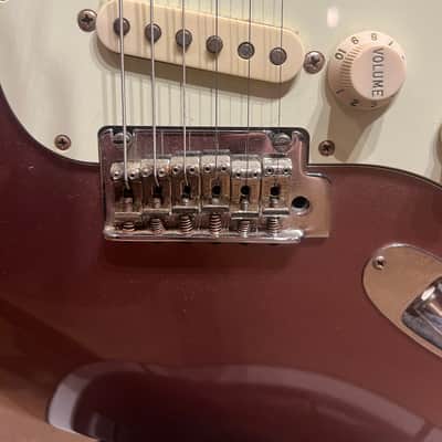 Fender Stratocaster Japan Hybrid 2018 - Burgundy mist image 5