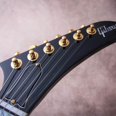 GIBSON USA Custom Shop Explorer Custom "Ebony Gloss + Ebony" (2024) image 11