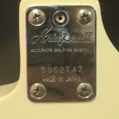 Aria Pro II 1985 - White image 11