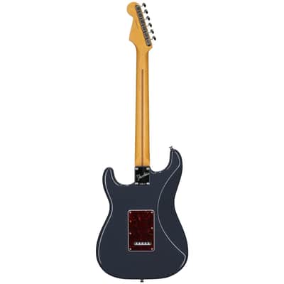 Fender American Professional Classic Stratocaster HSS Electric Guitar, Maple Fingerboard (with Gig Bag) image 4