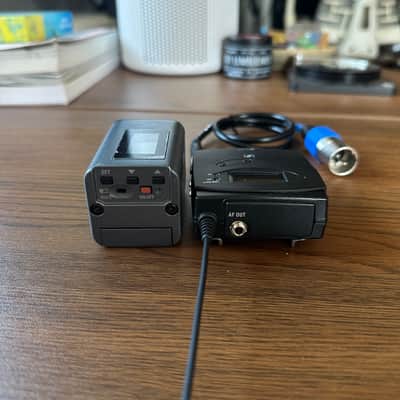 Sennheiser Sennheiser 100 G4 Wireless Transmitter/Receiver System for Dynamic Microphones (G: 566-608 MHz) image 3