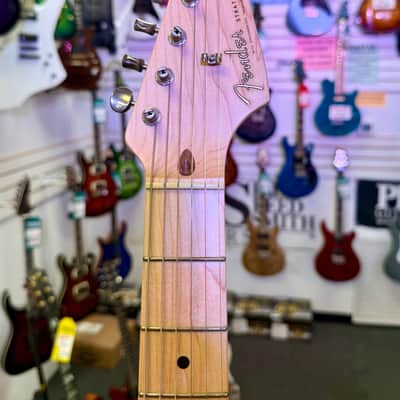 Fender Eric Clapton Signature Blackie Stratocaster with Noiseless Pickups and Tweed Case - Pre Owned image 12
