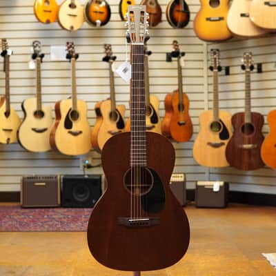 Martin 000-15SM 12-Fret All-Mahogany Acoustic Guitar w/Slotted Headstock, Soft-Shell Case image 4