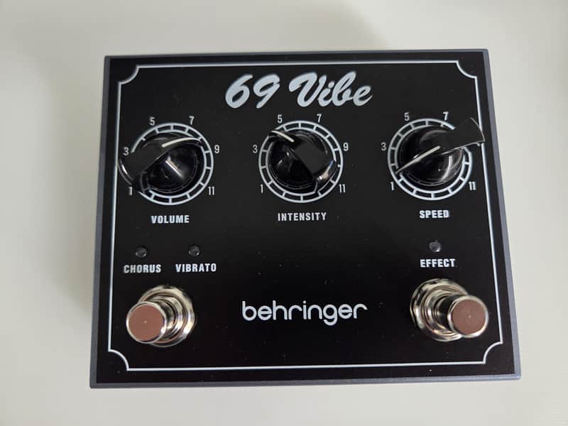 Behringer Vintage ’69 Vibe Pedal - Univibe image 1