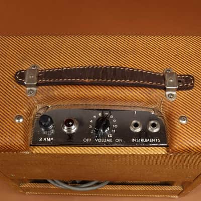 1960 Fender Champ Amp Tweed 5F1 - Narrow Panel image 5