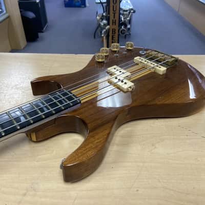 Vintage Kramer DMZ 5000 Aluminum Neck Bass Guitar w/ Hard Case image 10