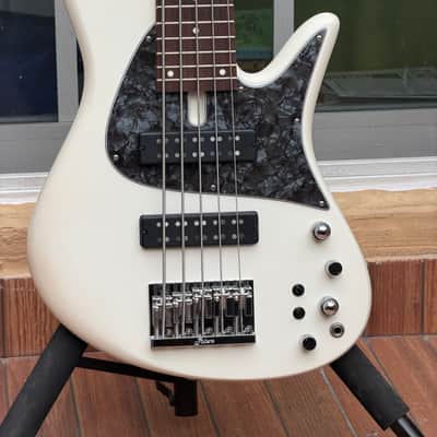 Fodera Fodera Emperor 5 Standard Classic 2023 - Satin Olympic White 2023 image 2