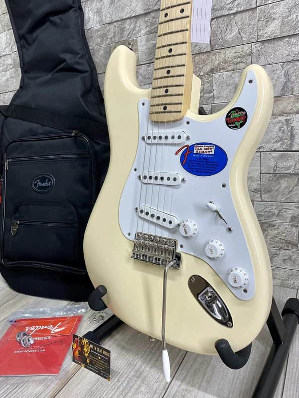 Fender #0139202305 Jimmie Vaughan Tex-Mex Strat, Olympic White, Maple Fingerboard, with Deluxe Gig Bag