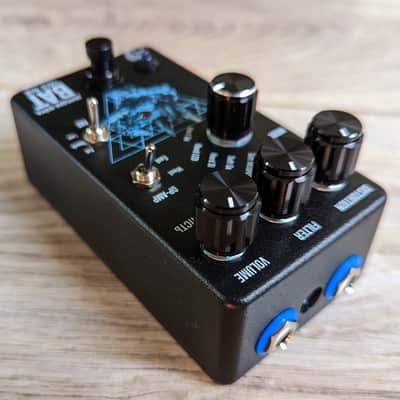 Drunk Beaver Bat Cold War (36-in-1 Rat / 6 clipping options / LM308 vs UD1408B / 3 Fat modes) image 3