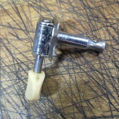 Vintage 1964 Kluson Deluxe Double Line Patent Number 3x3 Individual Bass Side Guitar Tuner Luthier Parts image 4