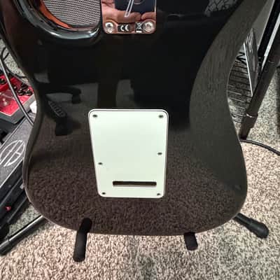 Fender Player Stratocaster with Maple Fretboard 2018 - 2024 Black image 4