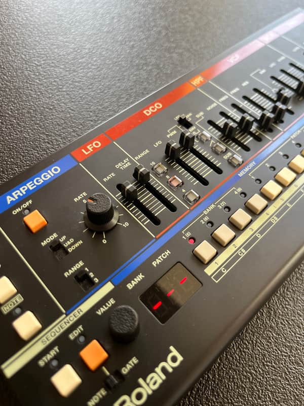 Roland JU-06A Boutique Series Synthesizer Module 2019 - Present Black