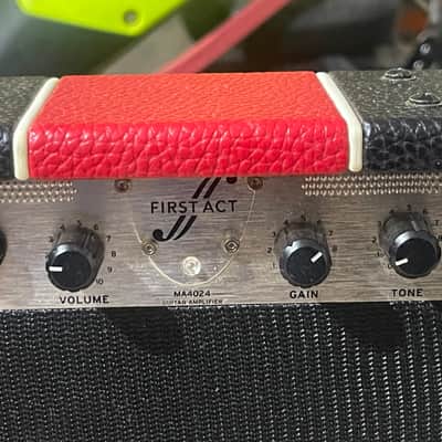 First Act Guitar amp Black and red image 2