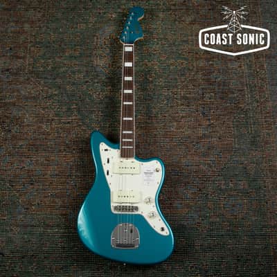 2025 Fender Traditional Late 60s Jazzmaster w/matching headstock Made in Japan Ocean Turquoise image 2