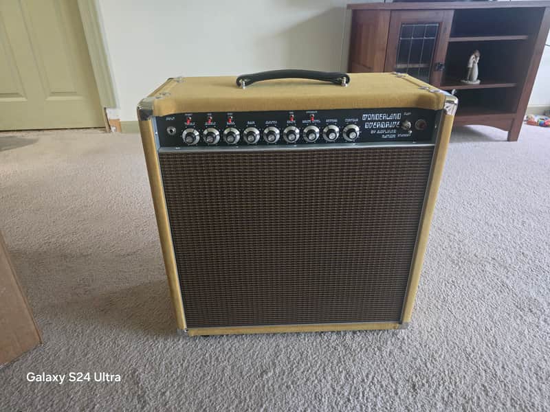 Amplified Nation WONDERLAND OVERDRIVE V2