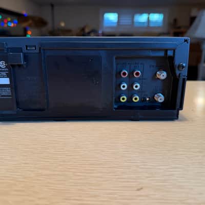 Toshiba W-522 4 Head Hi-Fi VCR VHS Player Recorder W/Remote Tested Working image 10