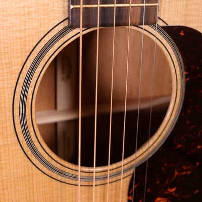 Martin USA 000-18 Modern Deluxe - Ebony Fingerboard, Natural image 5