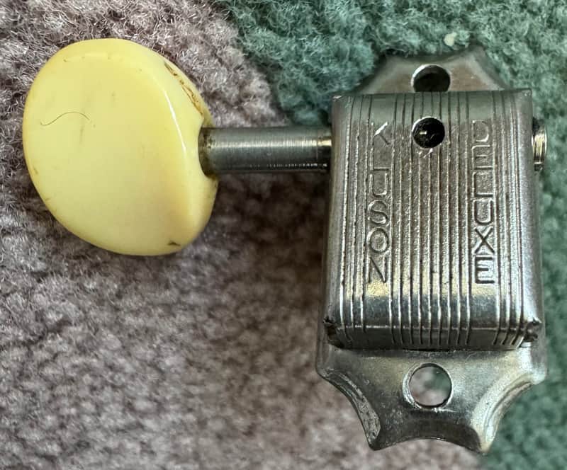 Gibson Kluson Deluxe Double line tuning head 1964-1969  [D-169400 & PATENT NO Stamped] image 1