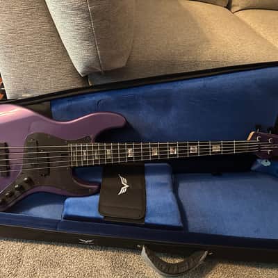 Brubaker JXB-5 P/J Plum Crazy image 1
