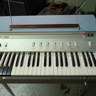 Porto combo suitcase Organ Italy Ideal CEI Noble vintage synth Farfisa/Starmaster-adjacent needs work Italian 1960’s blue grey tolex image 5