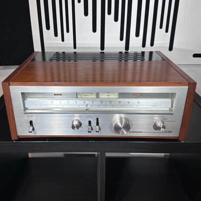 Pioneer TX-9500 am/fm Stereo Tuner 1975 Silver image 3