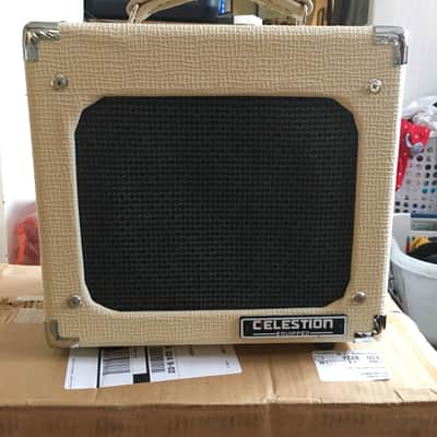 Monoprice Stage right 5 watt tube amp image 1