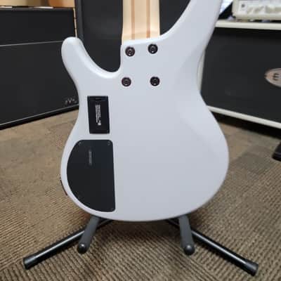 Yamaha TRBX505 5-String Bass - Transparent White image 7