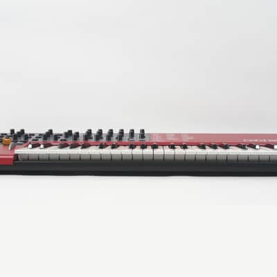 Clavia Nord Lead 4 Analog Modeling Synthesizer 100-240V MINT image 6