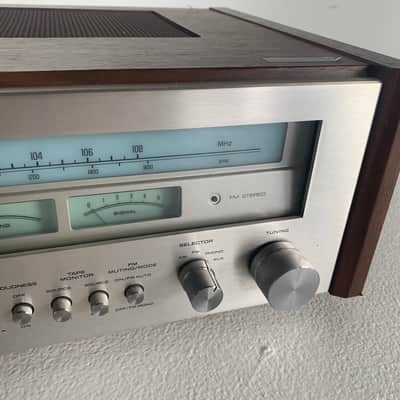 1977 Technics SA-5270 vintage silver face AM/FM stereo receiver with dedicated turntable input image 4