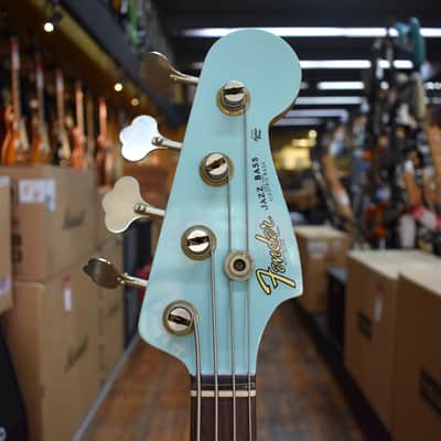 Fender Custom Shop 1961 Jazz Bass Heavy Relic Super Faded Aged Daphne Blue w/Matching Headstock, Hard Case image 7