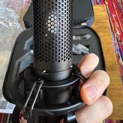 Shure KSM40C Cardioid Large Diaphragm Condenser Microphone 2026 - Present - Black image 3