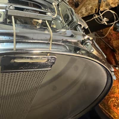 Ludwig No. 400 Supraphonic 5x14" 10-Lug Aluminum Snare Drum with Pointed Blue/Olive Badge 1969 - 1979 Chrome-Plated image 20