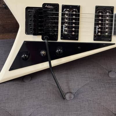 Jackson JS Series Rhoads JS32 Guitar - Ivory image 3