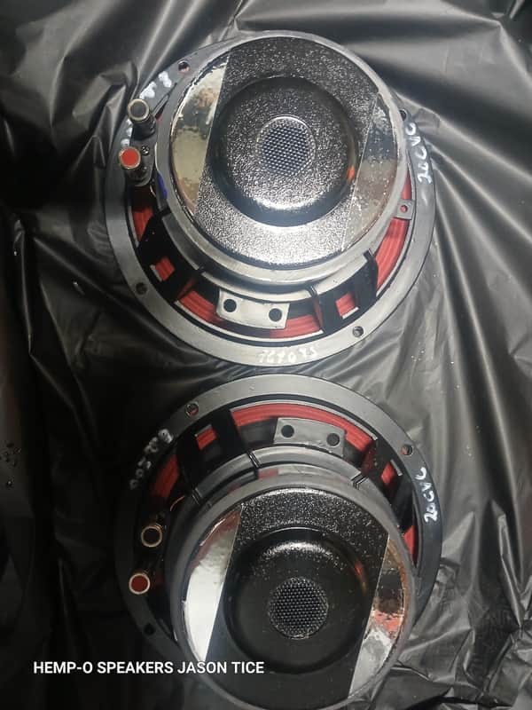 CERWIN VEGA PMR 8" HYBRIDS PAIR PA WOOFERS 8 OHMS 200 WATTS ALUMINUM FRAMES 20CVC-AC CLOTH SURROUNDS image 1