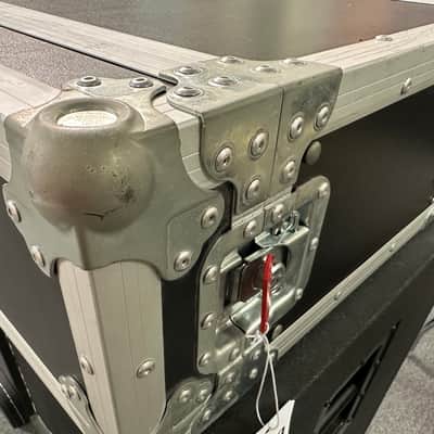 Peavey Tour Series 700w Bass Amp Head 2010s - Silver/Black image 11