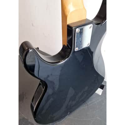 Vintage V96 Stingray Bass Guitar - Black – Bass Guitar - Very Good image 10